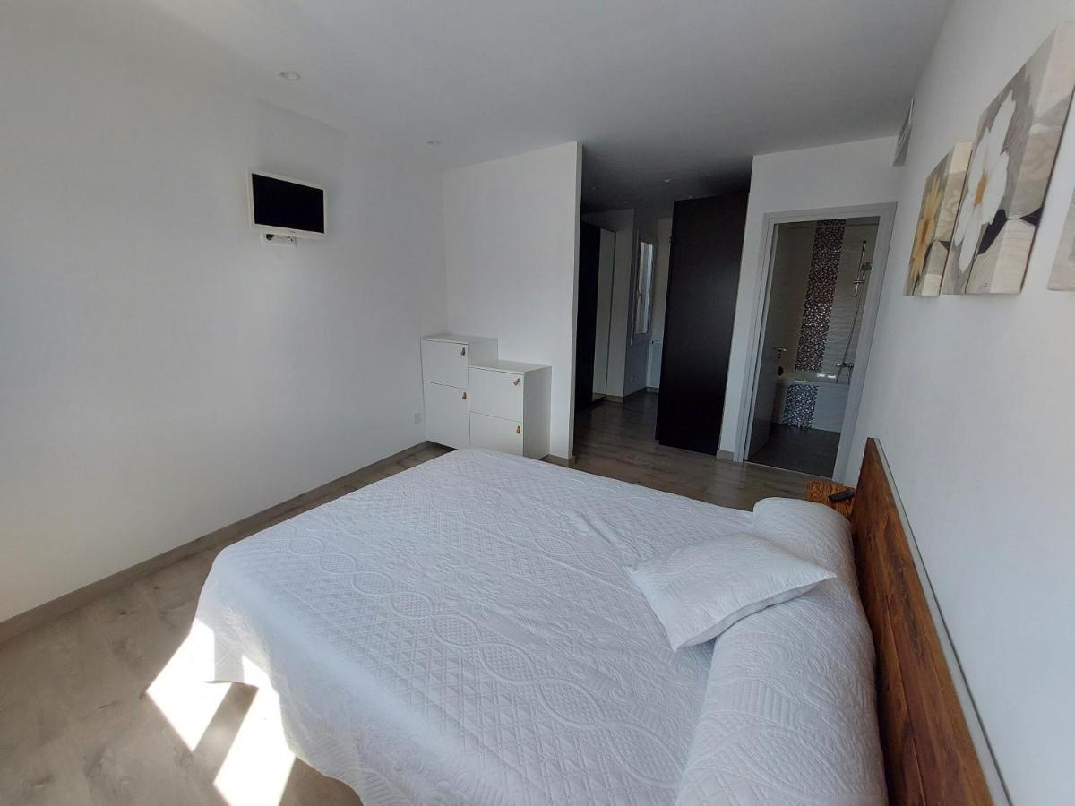Àtic al centre de Girona Apartment Exterior foto